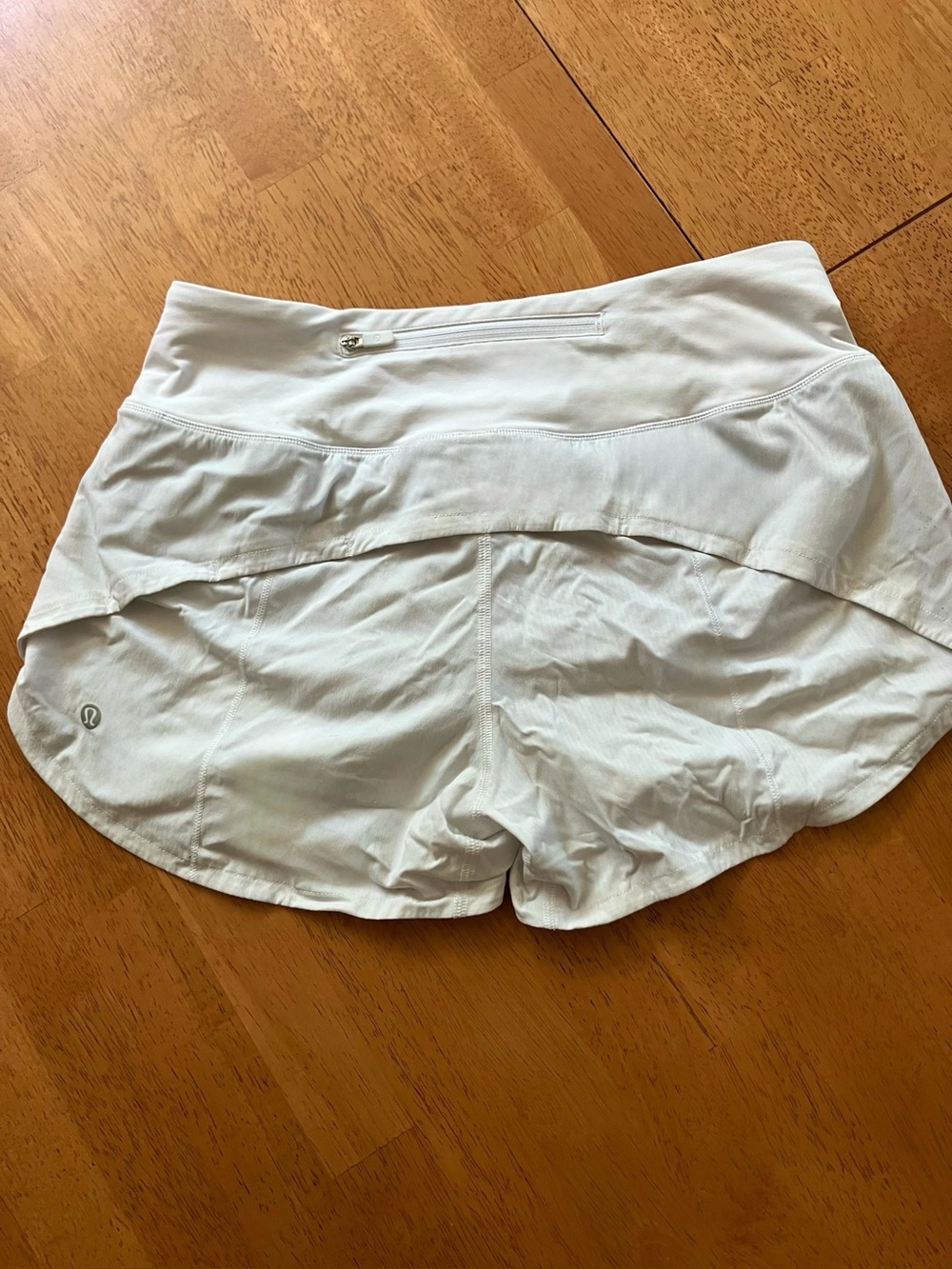 Lululemon Speed Up Mid-Rise Lined Short 4” - Picture 3 of 4